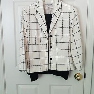 Dress suit